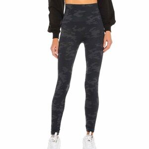 Spanx look at me now seamless leggings in black camo